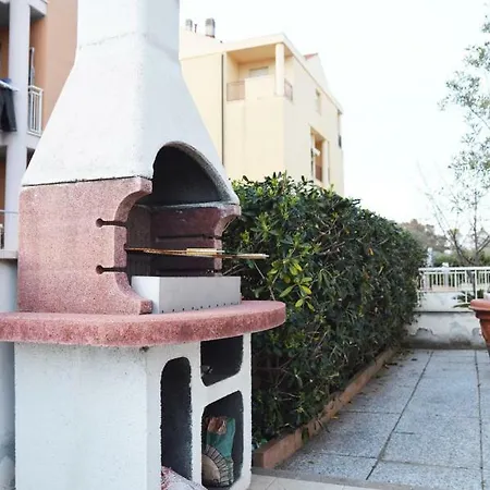 Via Della Pace * Follonica